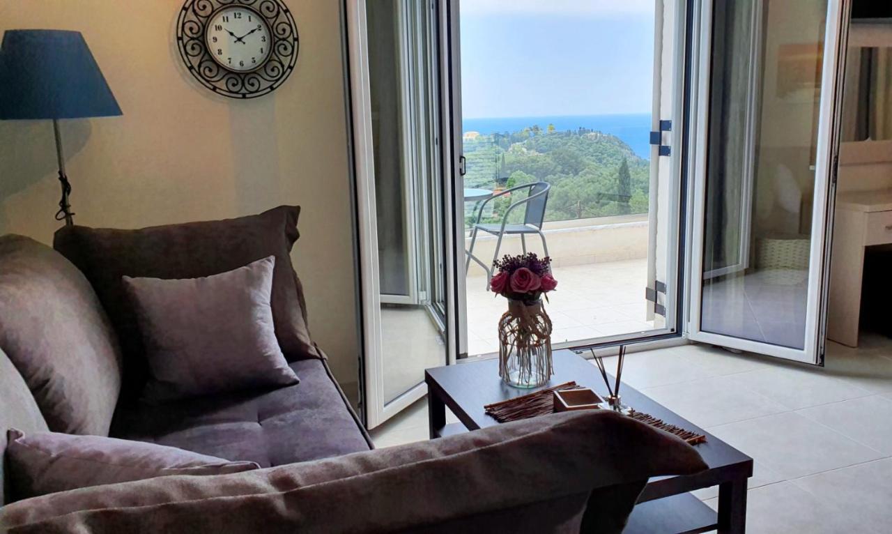 V&D Paleokastritsa Apartments Lakones ภายนอก รูปภาพ